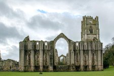 fountains_abbey-35-play.jpg