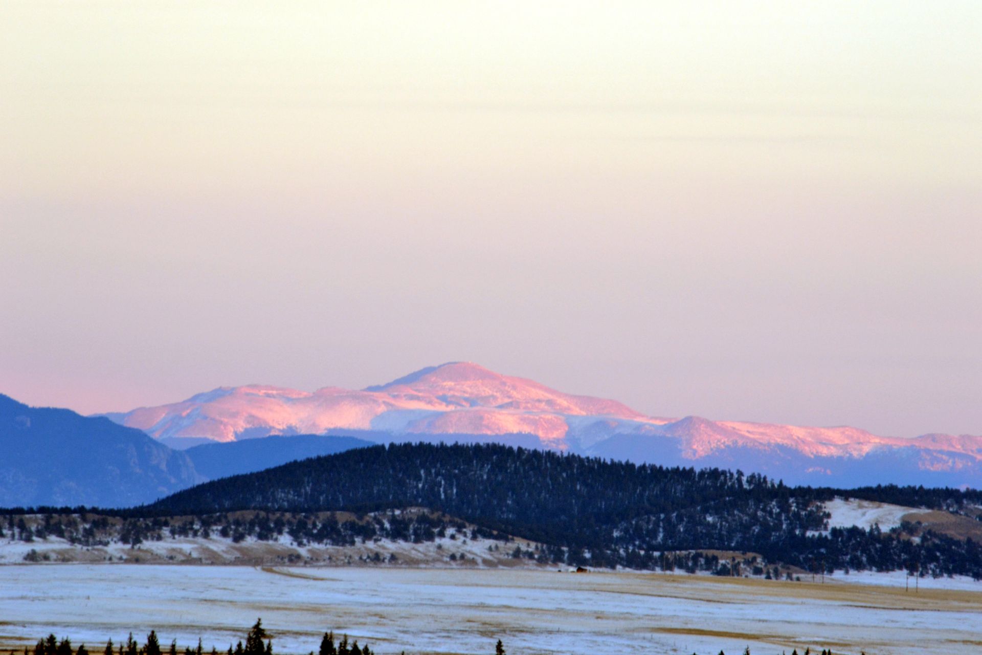 Last bit of a winter's day on Pikes Peak