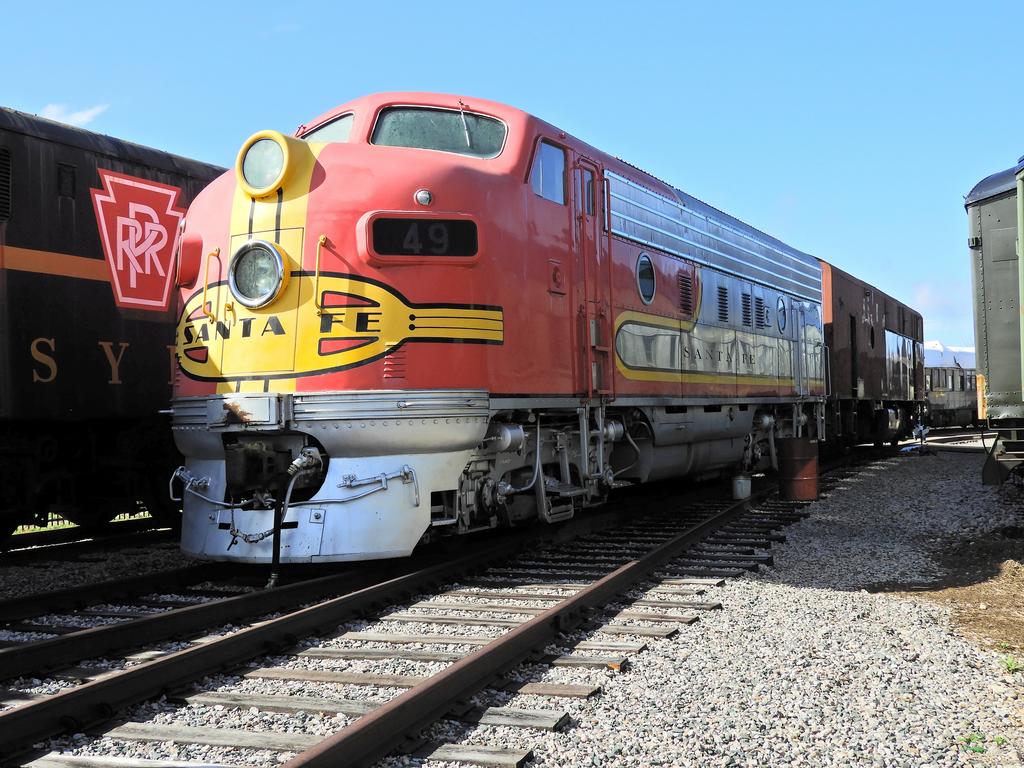 03 Santa Fe 49 sm.jpg