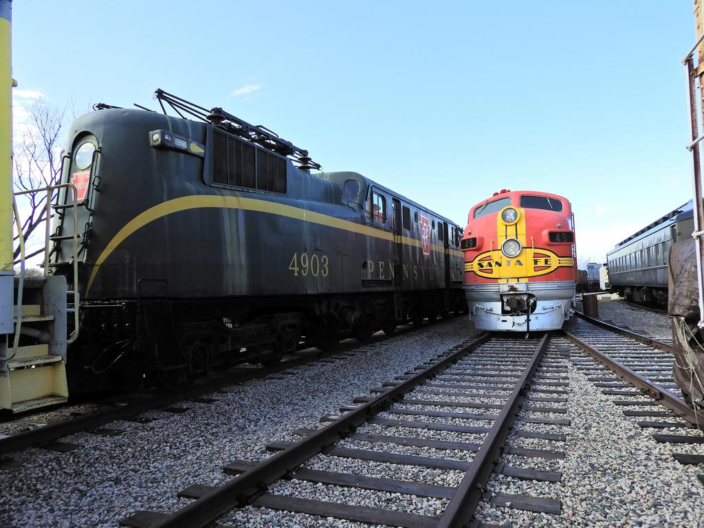 04 Pennsylvania Railroad GG1 4903 sm.jpg