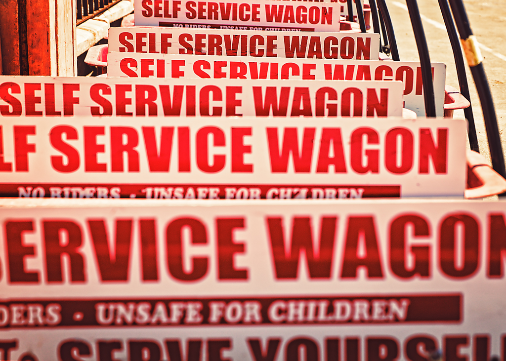 12 August 2015 - Self Self Self Service Service Service Wagon Wagon Wagon.jpg
