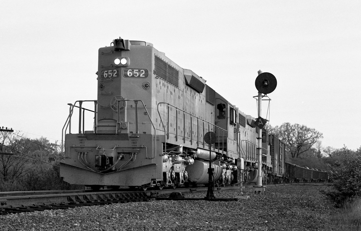1970s Mid 030 EJE Barrington IL - for upload.jpg