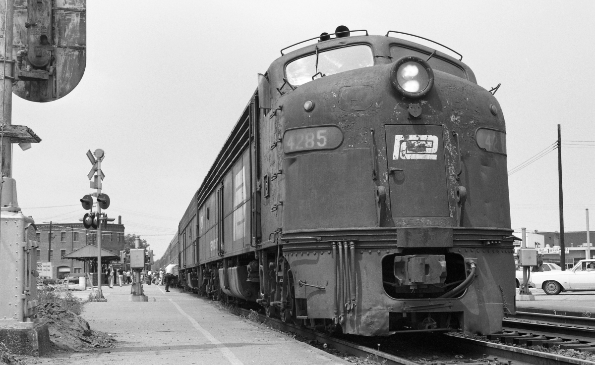 1977-07-05 001 Red Bank NJ - for upload.jpg