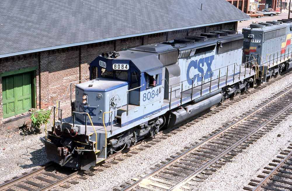 1988-06-18 LOCO CSX 8084 Georgiana AL - for upload.jpg