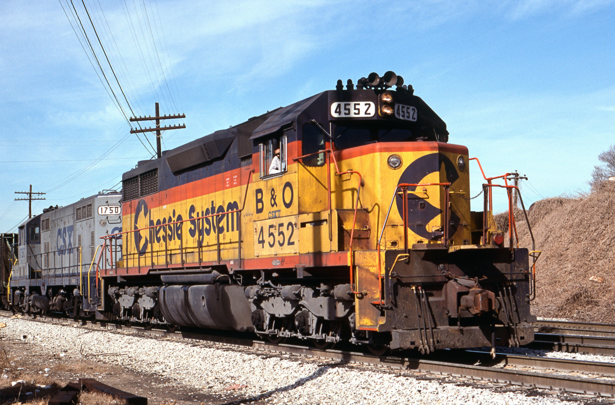 1989-01-28 LOCO Chessie 4552 Howells [Atlanta] GA - for upload.jpg