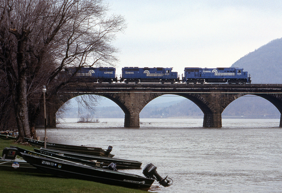 1989-04-03 003b Harrisburg PA - for upload to FB.jpg