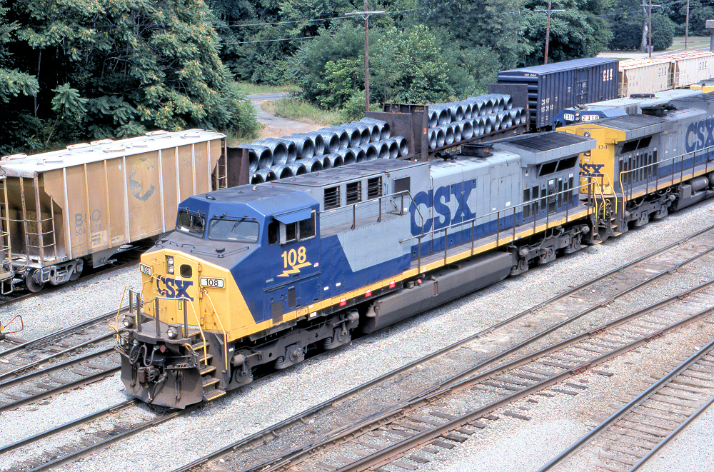 1998-07-11 LOCO CSX 108 Monroe NC - for upload.jpg