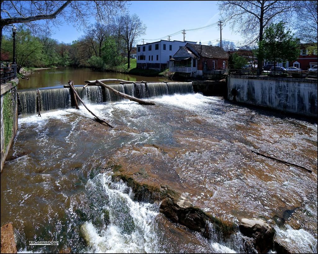 5-7-15 Chagrin Falls   14.jpg