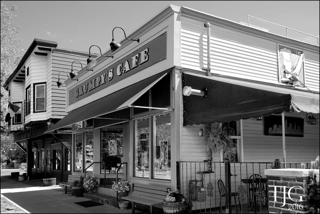 6-9-16 Tremont Area   15BWsm.jpg