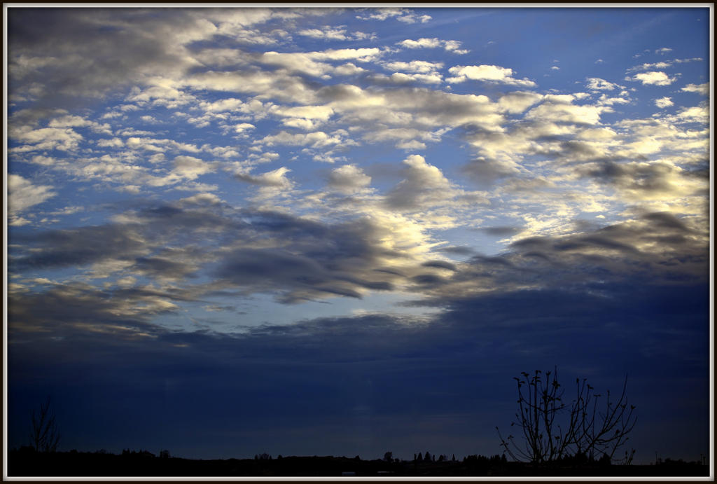 70-200 CLOUDS 007.jpg