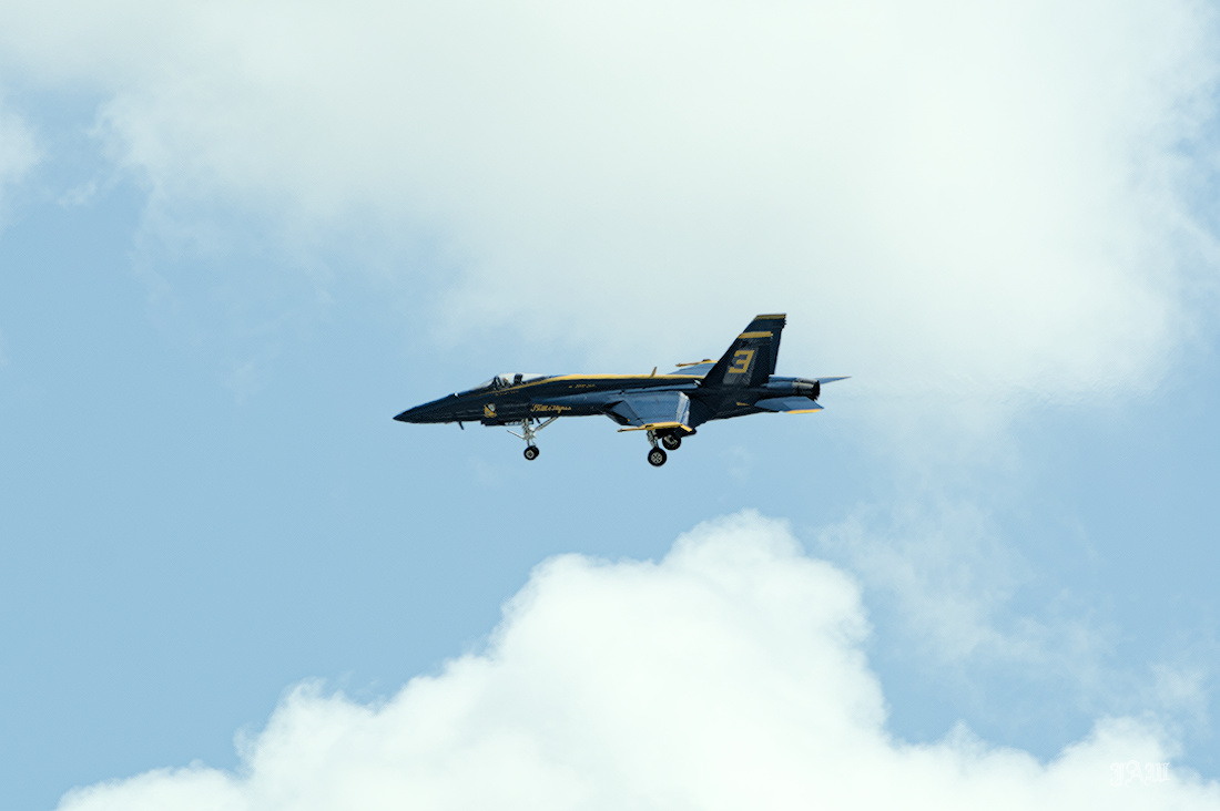 71D_9399_Aircraft.jpg