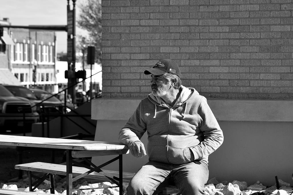 750_0110_16_sm_BW.jpg