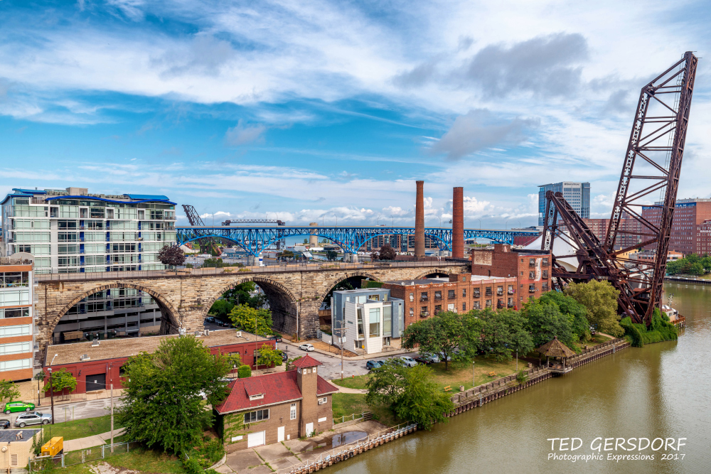 8-19-17 Vet Mem Bridge (1 of 1)-35_01.JPG