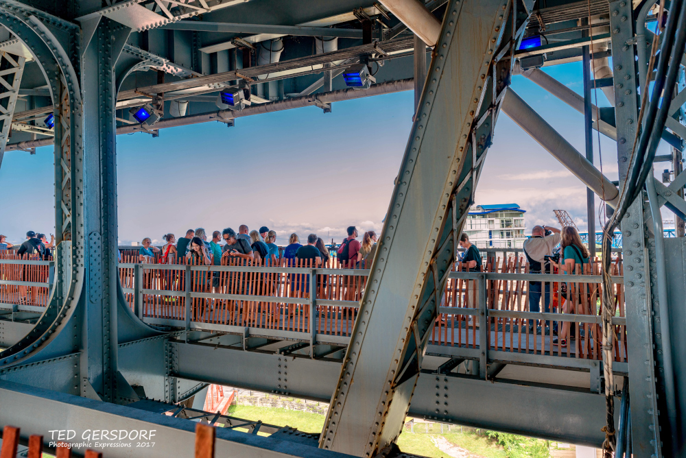 8-19-17 Vet Mem Bridge (1 of 1)-46_01.JPG