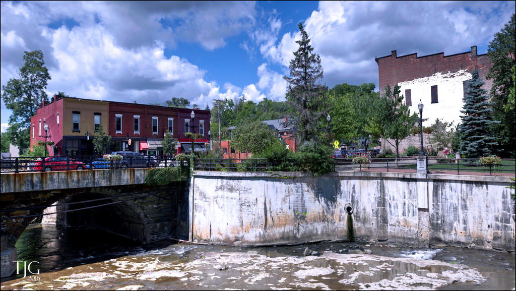 8-21-16 Chagrin Falls HDR   3sm.jpg