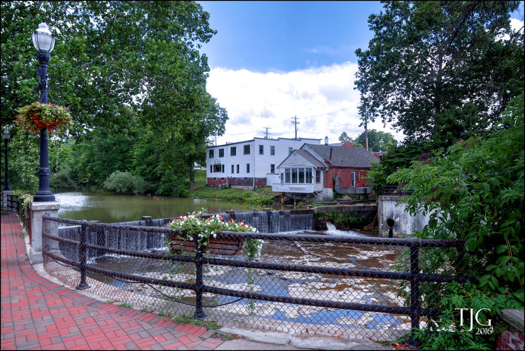 8-21-16 Chagrin Falls HDR   6sm.jpg