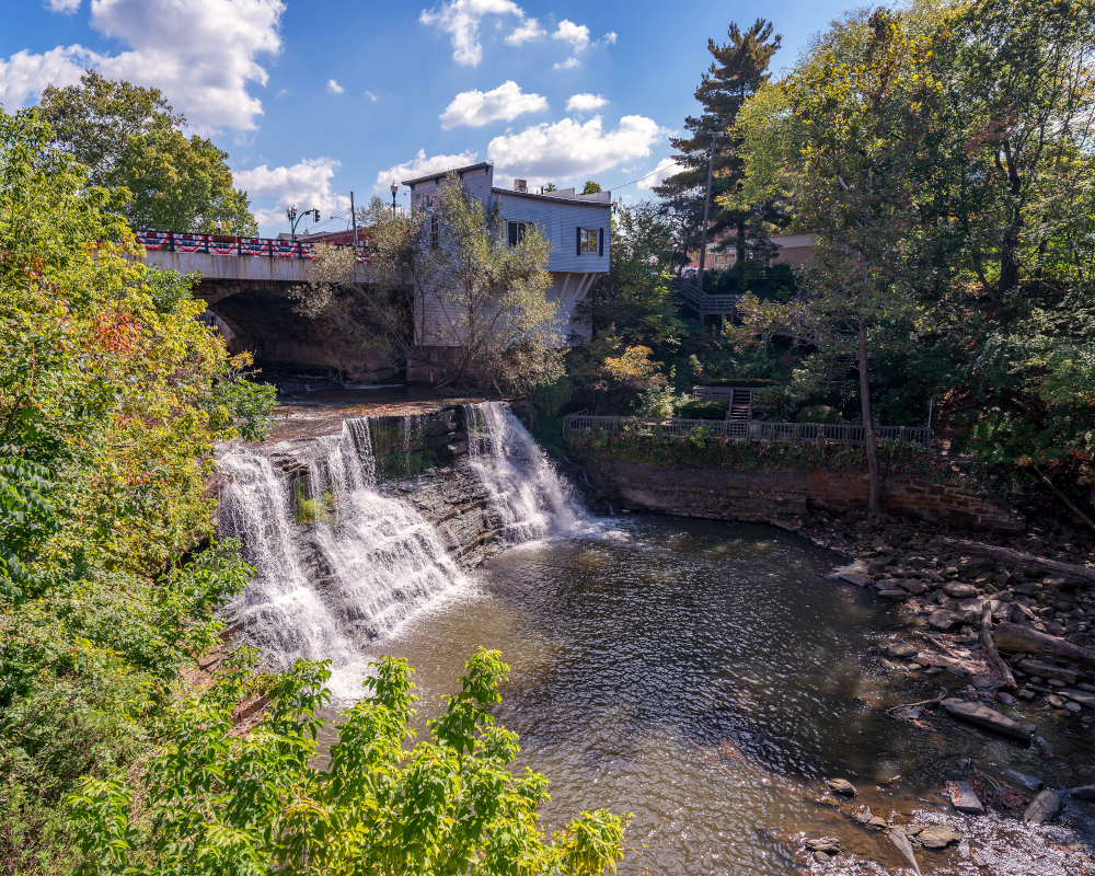 9-21-17 Chagrin Falls  (1 of 1)-10_01.JPG