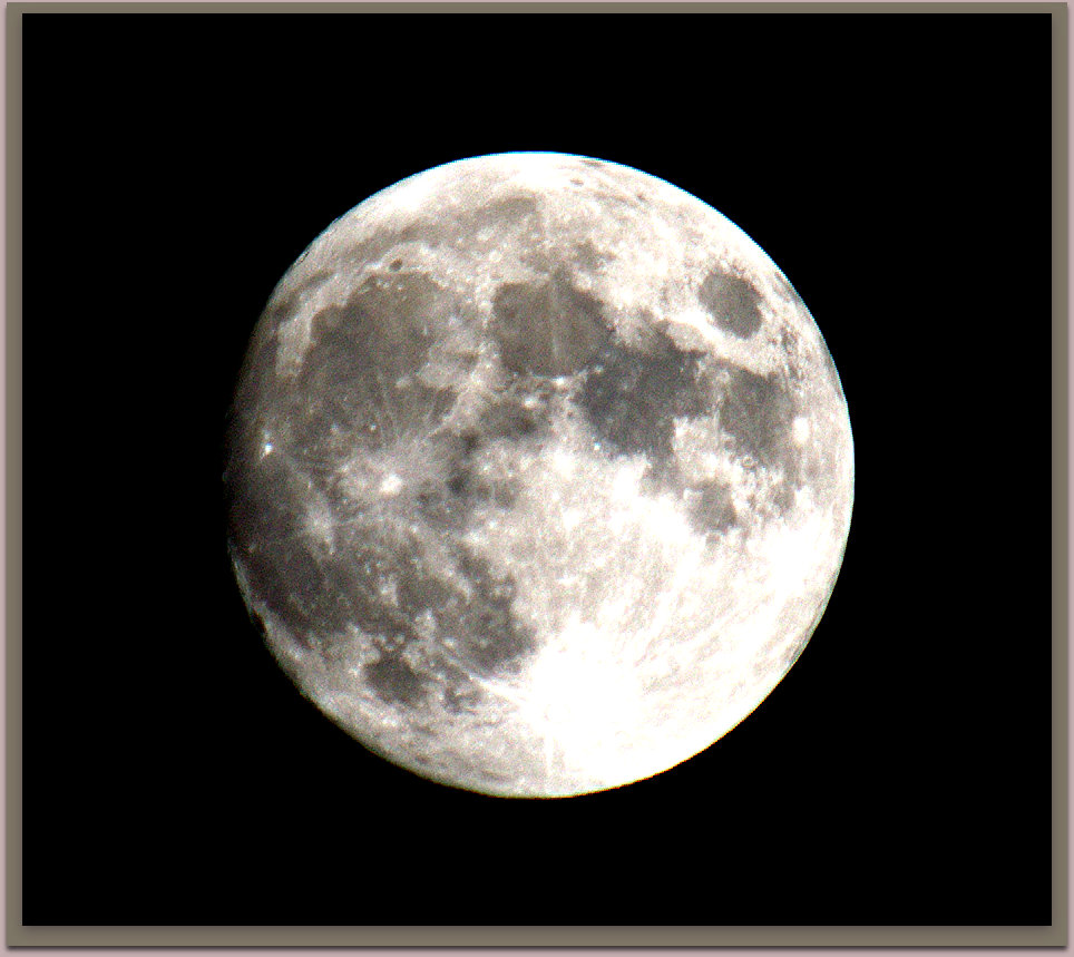 99% Full Moon 11-5-2014.jpg