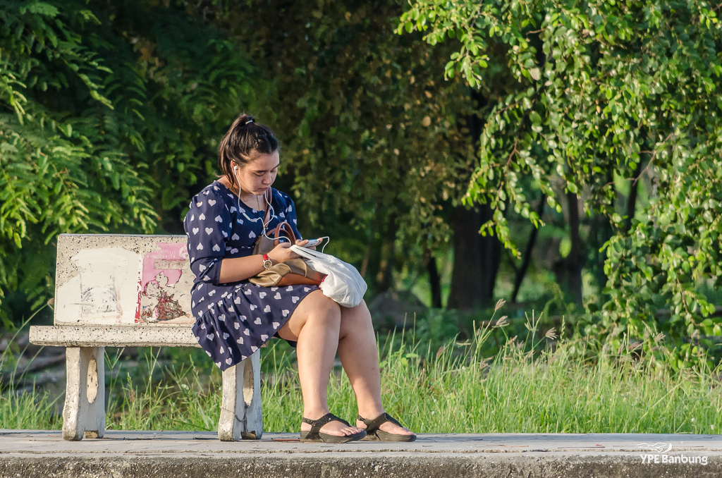 after-work-waiting-1.jpg