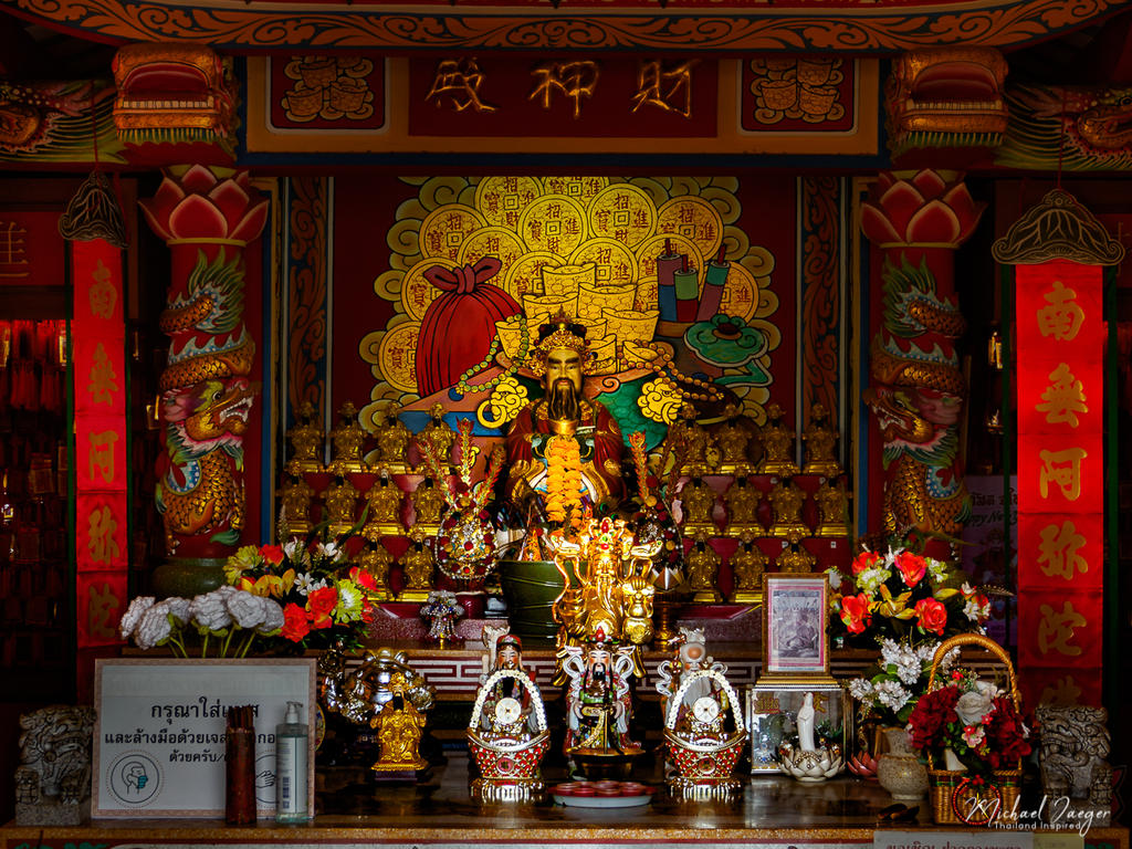 altar2-1.jpg
