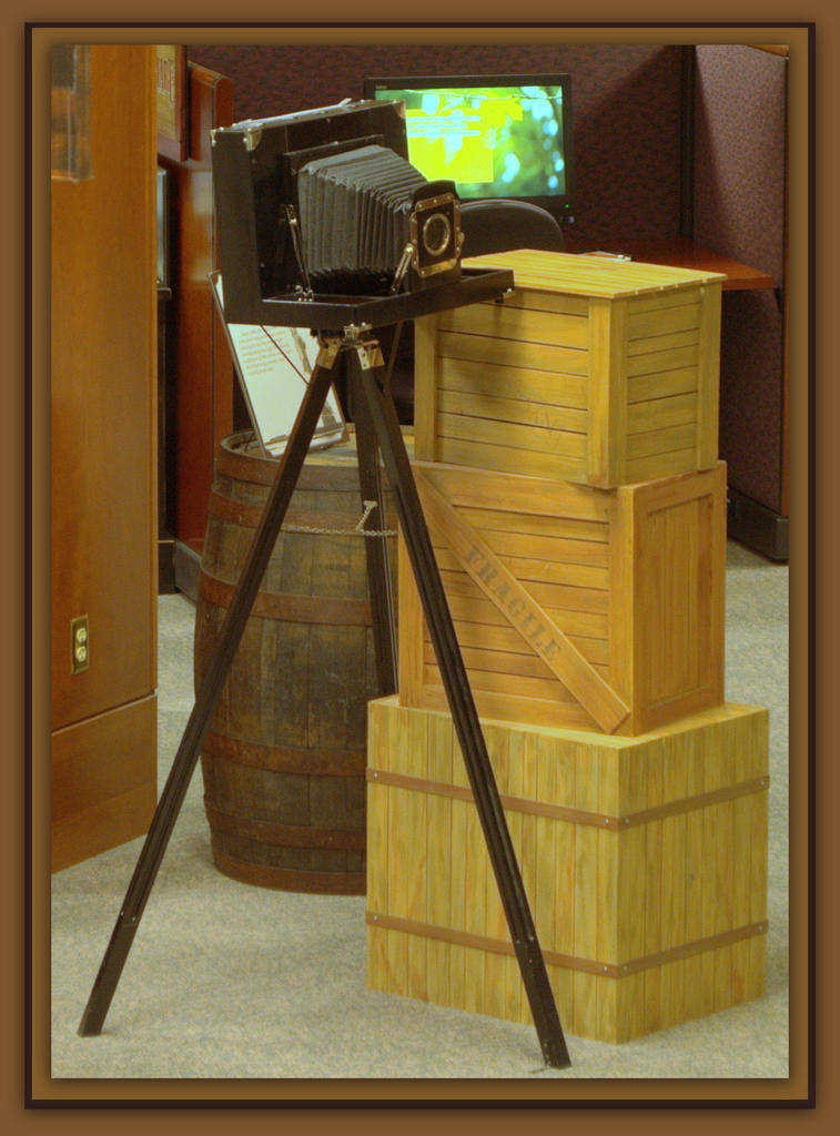 Antique Camera with Tripod.jpg