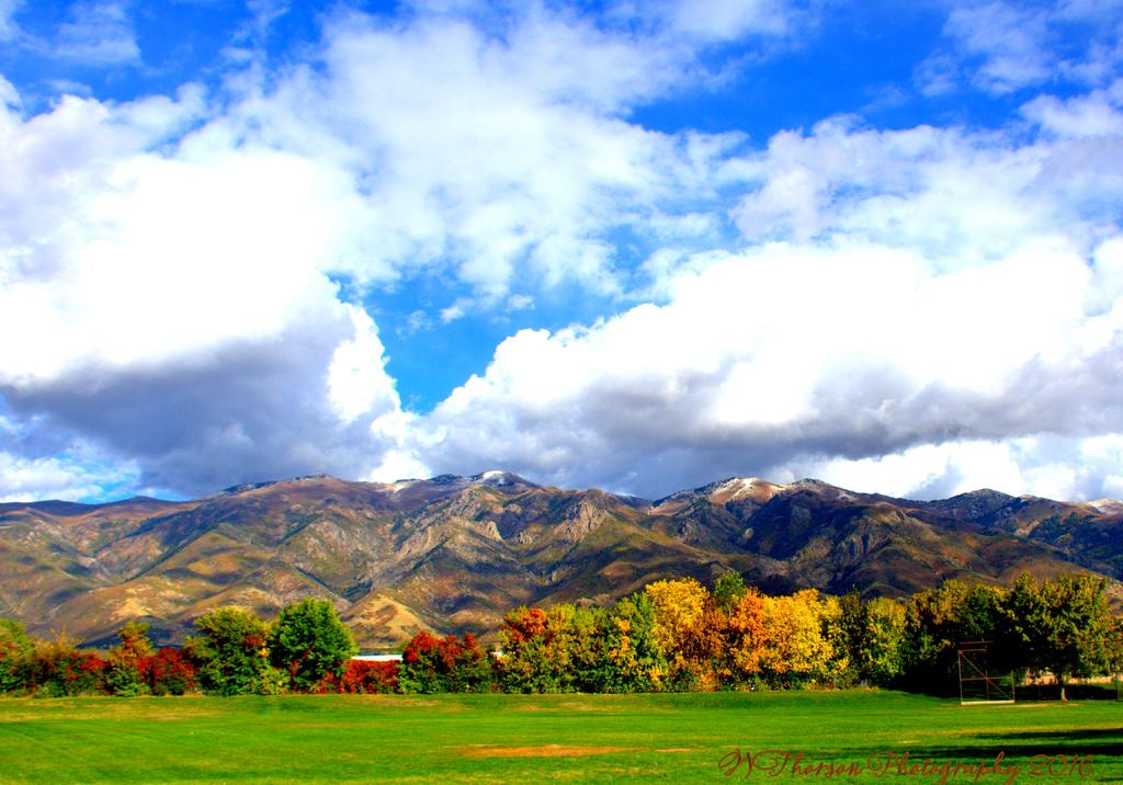 Autumn Mountains 10-5-2016.jpg