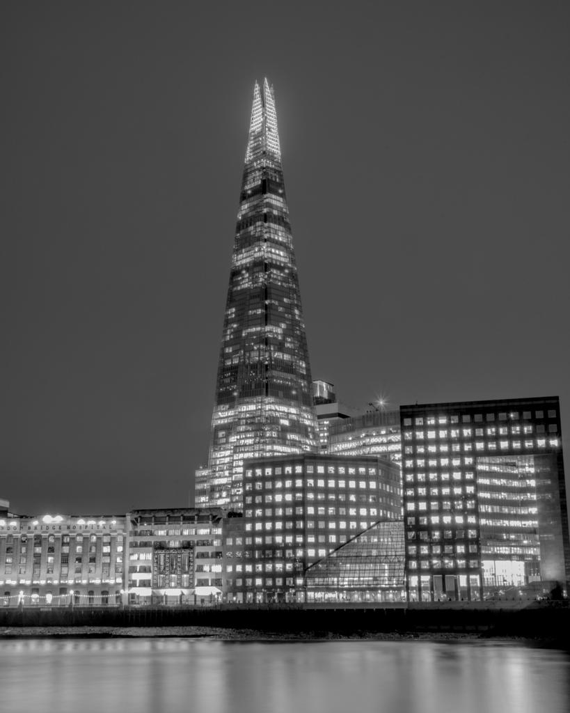 B?W Shard_.jpg