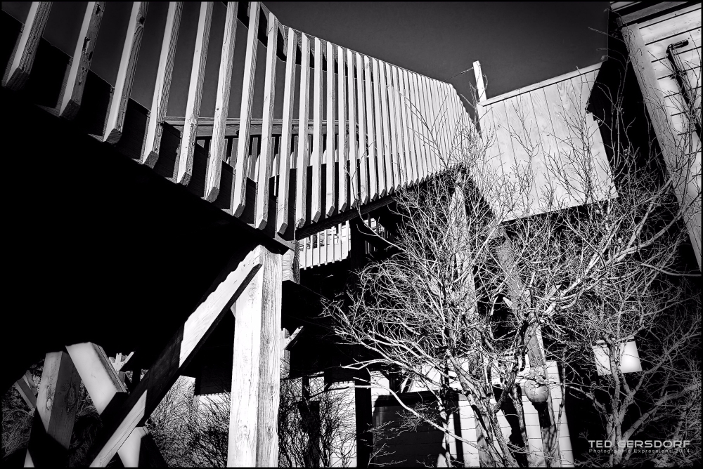 B&W Stairway Study 1_292.JPG