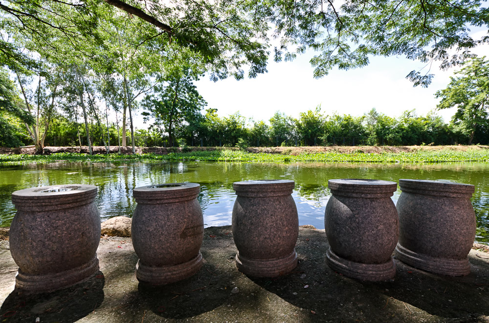 banbuengtwmple2-8.jpg