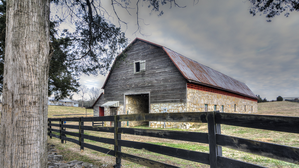 barn--2.jpg