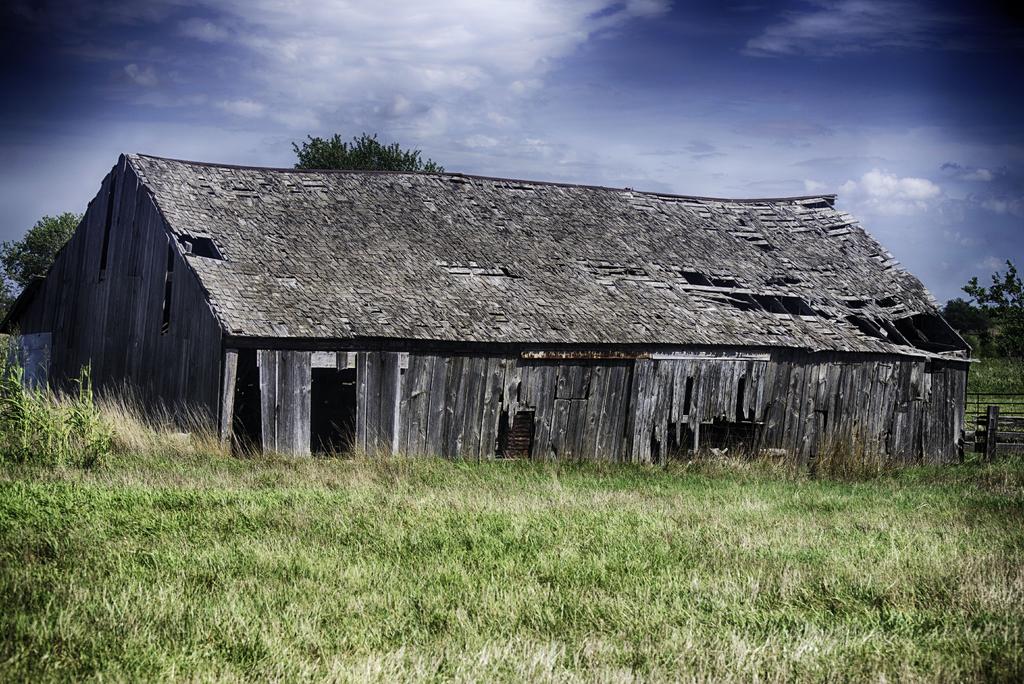 Barn_HDR.jpg