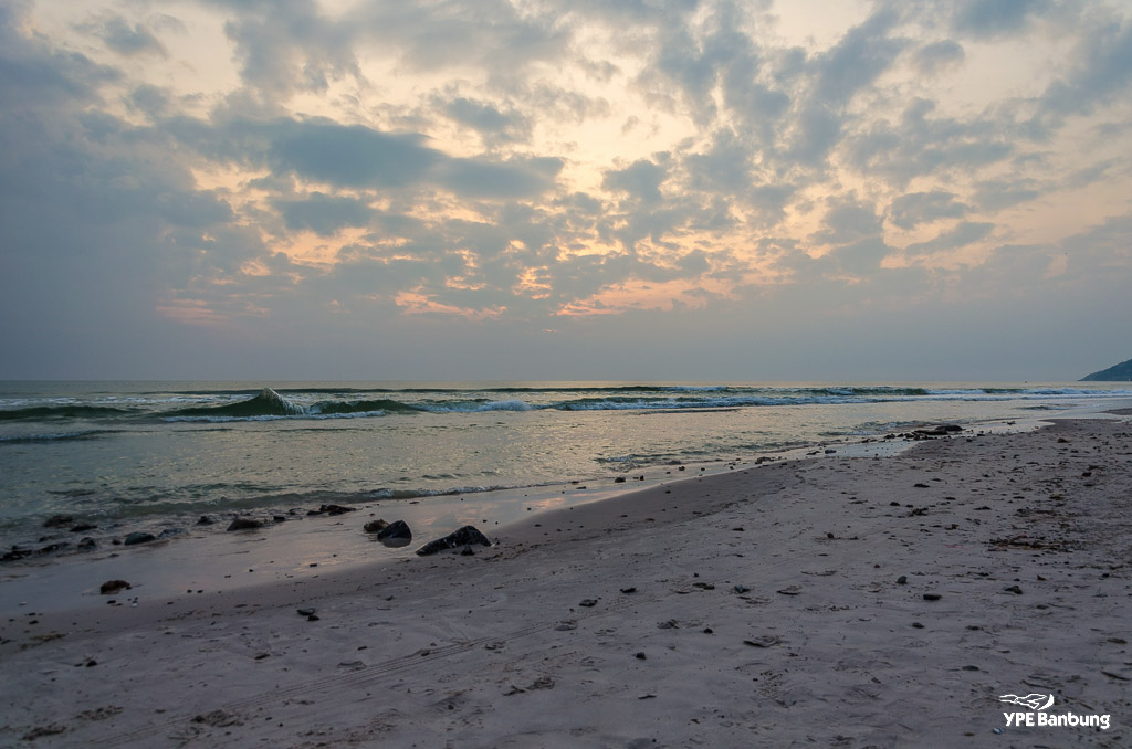 beach1-1.jpg