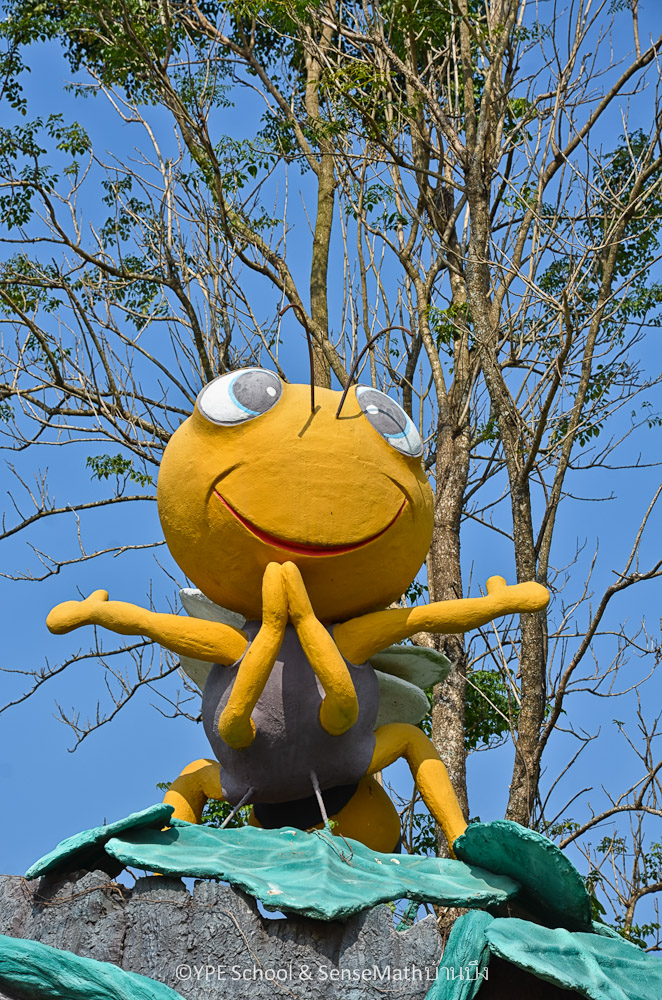 bee1-1.jpg