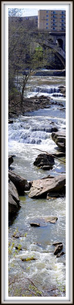 Berea Falls Panorama 3.jpg