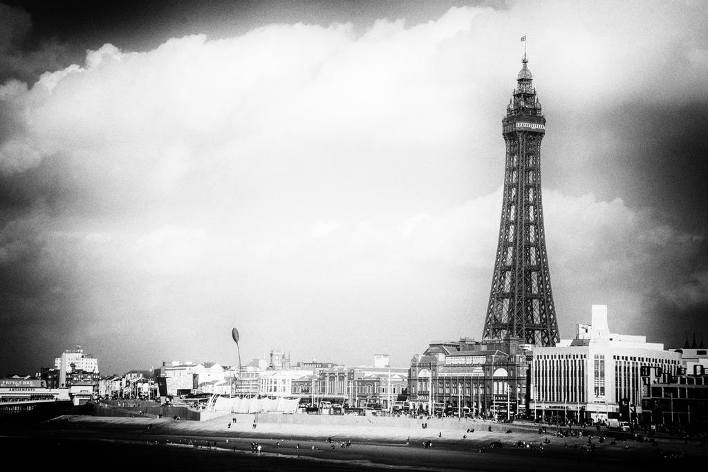 Blacpool Tower_.jpg