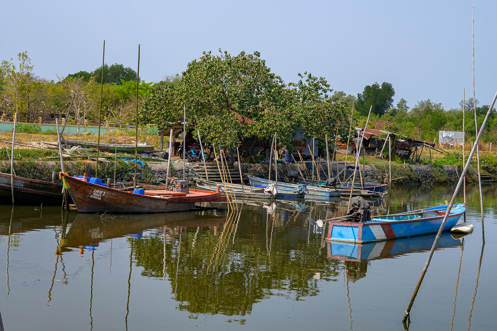 boats-3.jpg