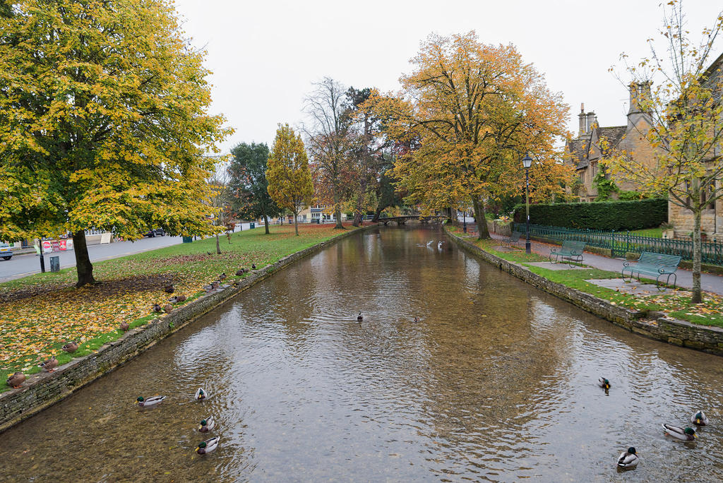 Bourton-2.jpg