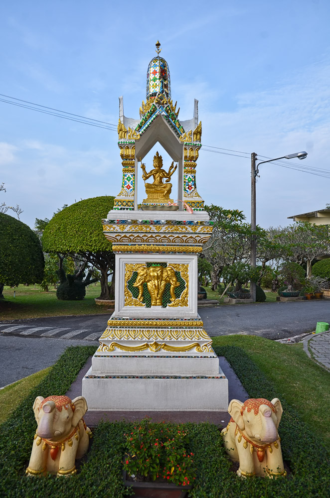 c-shrine-2.jpg