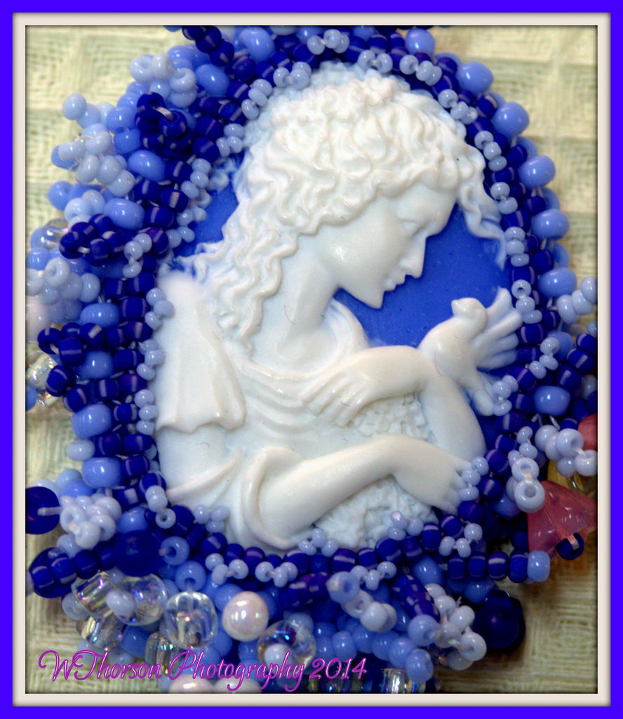 Cameo with Beading.jpg