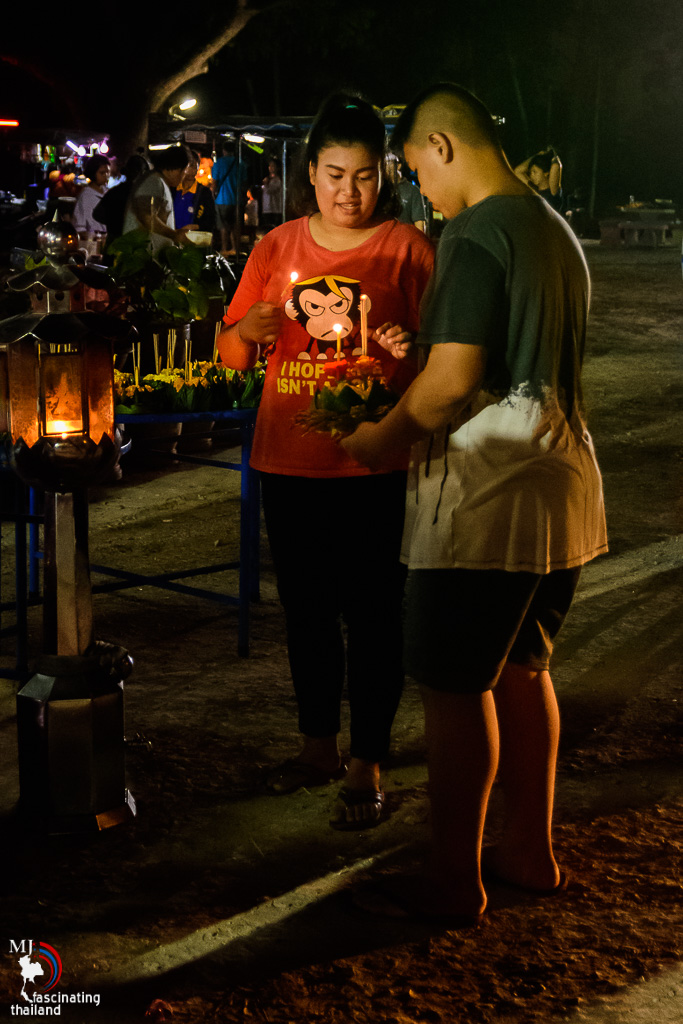 candle-and-joss-sticks-1-2.jpg