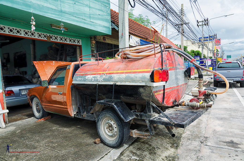 car-1.jpg