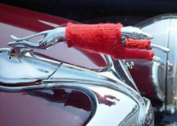 car-humor-joke-funny-winter-Equipment-For-Cars.jpg