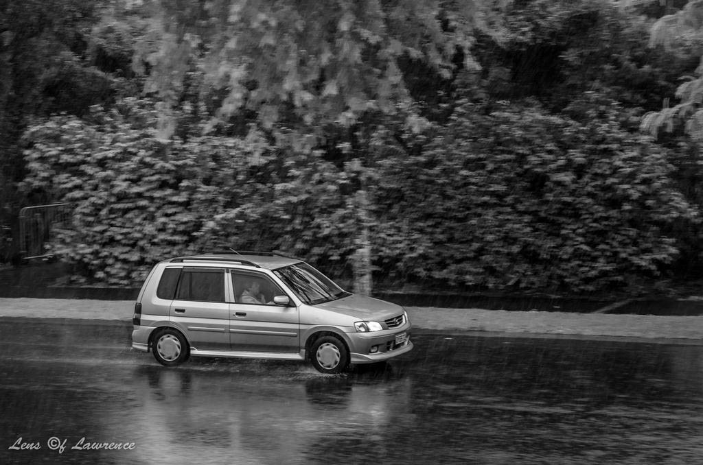 Car in the rain.jpg