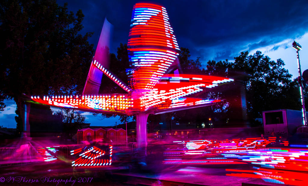 Carnival in Richfield Red, White and Blue Lights 5-26-2017.jpg