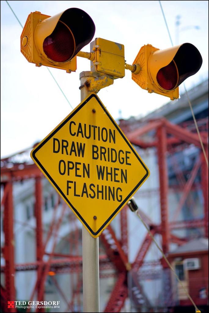 Caution When Flashing 2.jpg