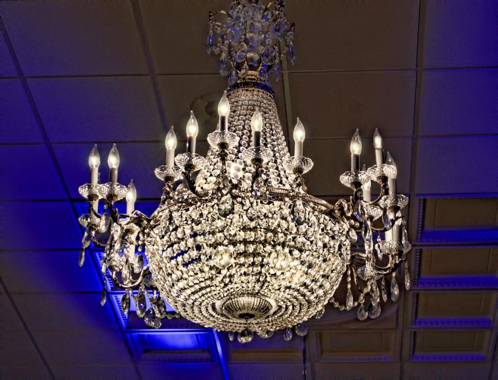 chandelier1200.jpg