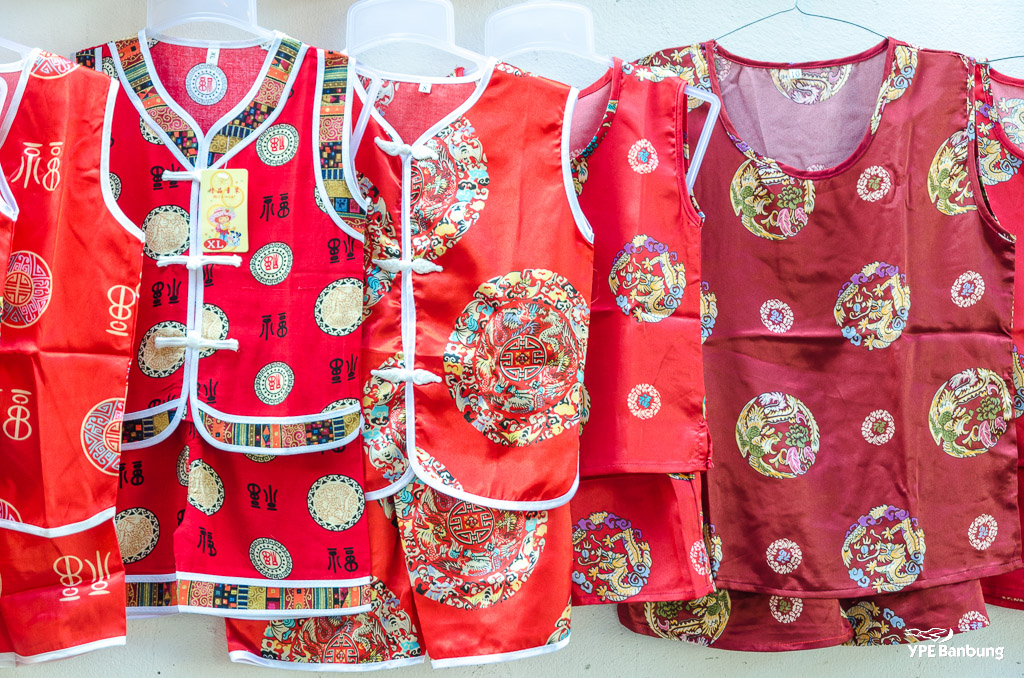 chineses-clothes-3.jpg