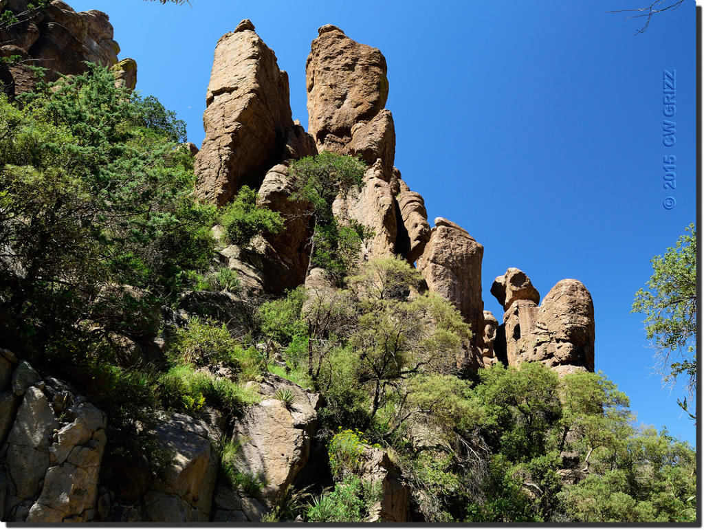 chiri-rock-cr.jpg