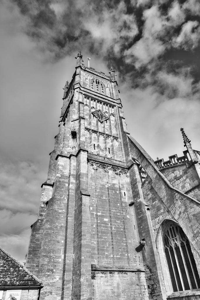Cirencester-bw.jpg