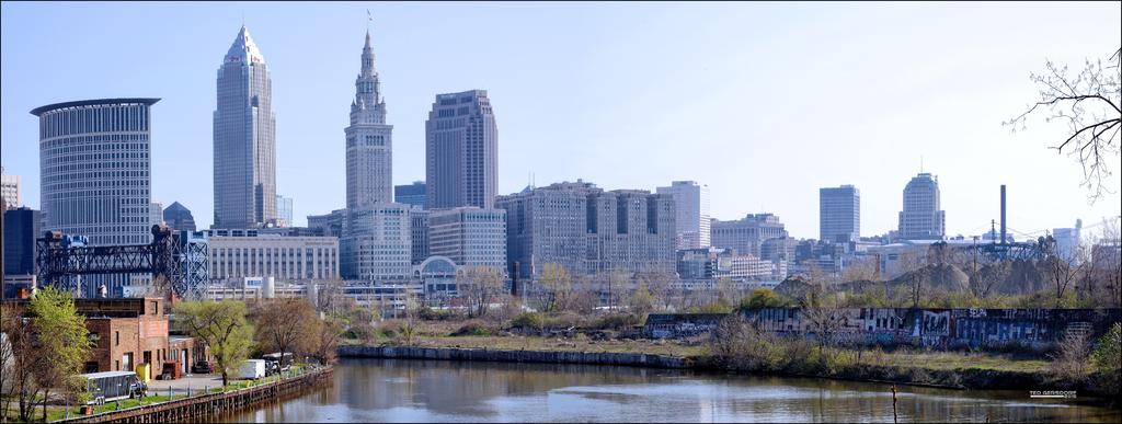 Columbus Road 5-2-15  Pano 1.jpg